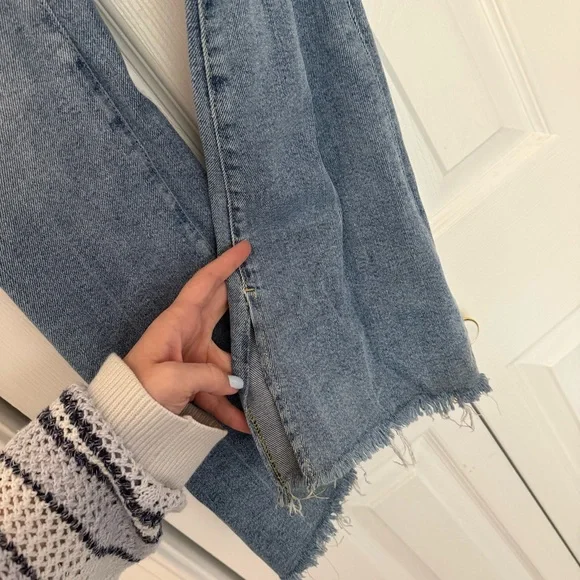 7 For All Mankind Bootcut Jeans - Picture 3 of 13